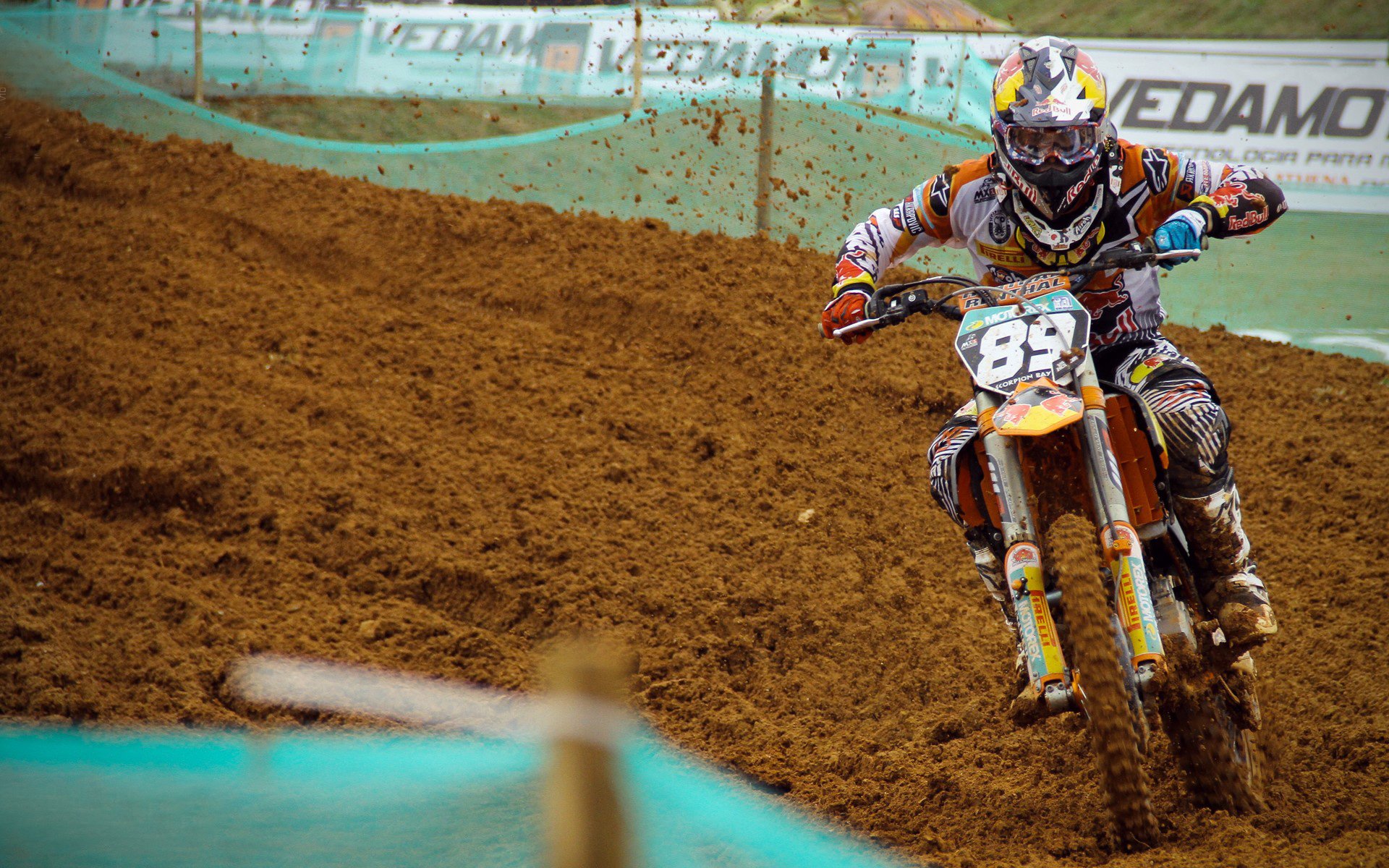 Ning意外战胜快船,出色防守引爆全场!赢得满堂喝彩